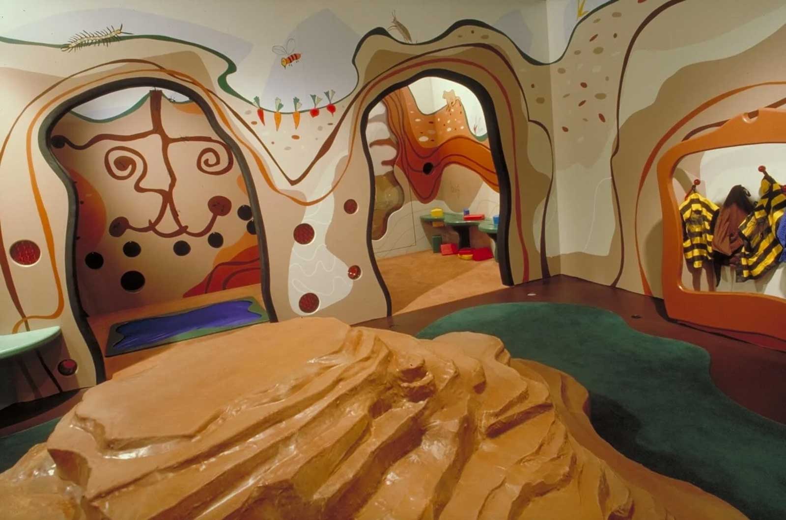  Below Ground | Bay Area Discovery Museum | Themed padded crawl-through environment for high-use public play 