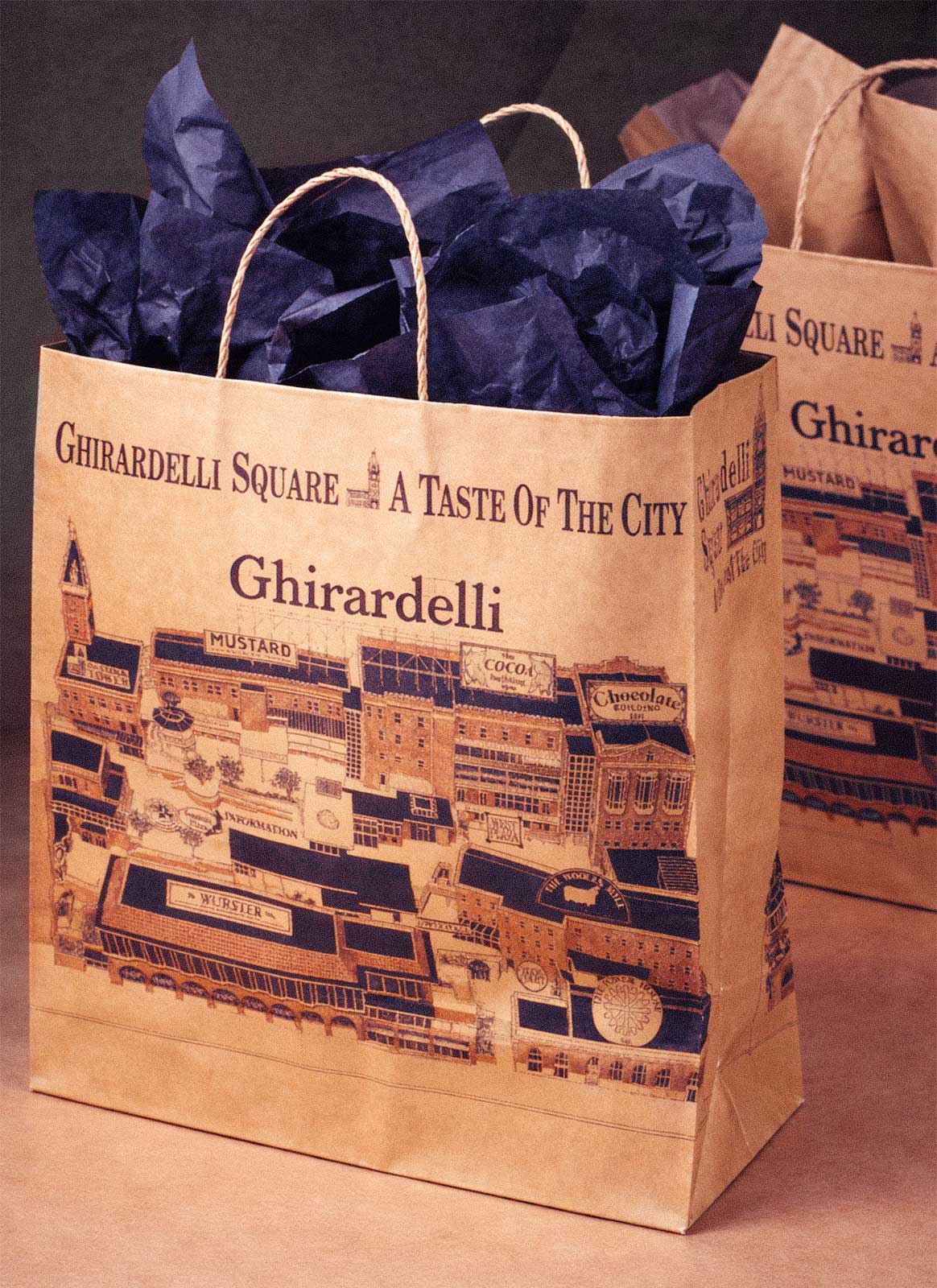  Historic building illustrations on vintage themed bag designs 